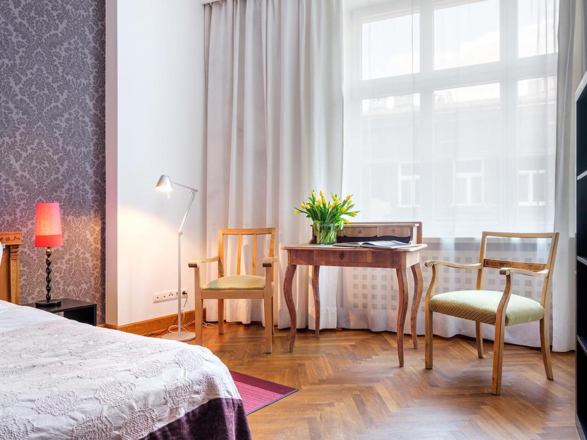 Tyzenhauz Apartments Krowoderska Street Krakow Exterior photo